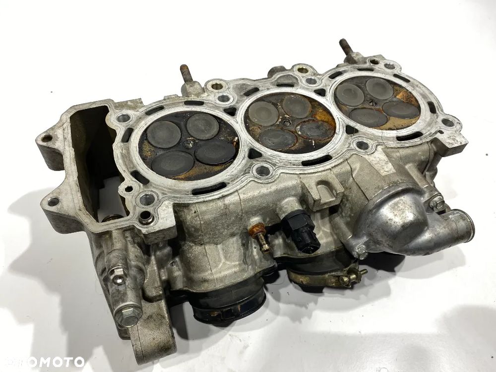 Głowica Triumph Daytona 675 - 10