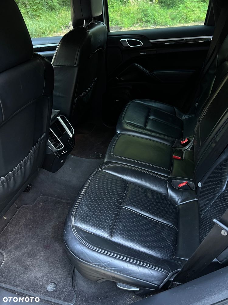 Porsche Cayenne S - 19