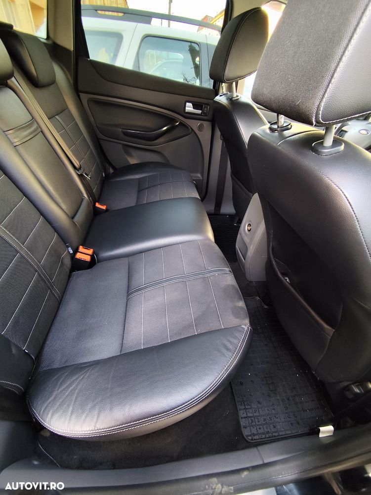 Ford Kuga 2.0 TDCi 4WD Powershift Individual - 7