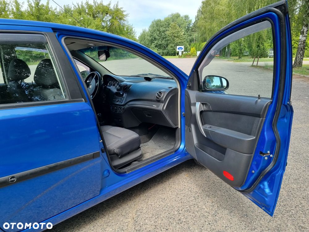 Chevrolet Aveo 1.2 16V Base - 7