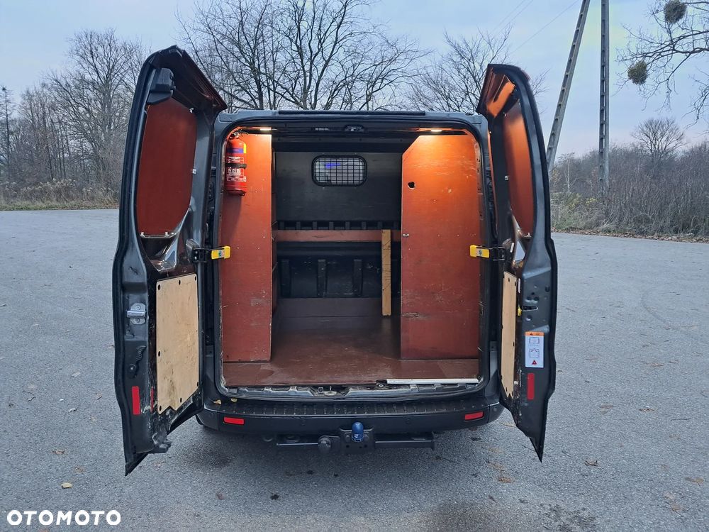Ford Transit Custom - 12