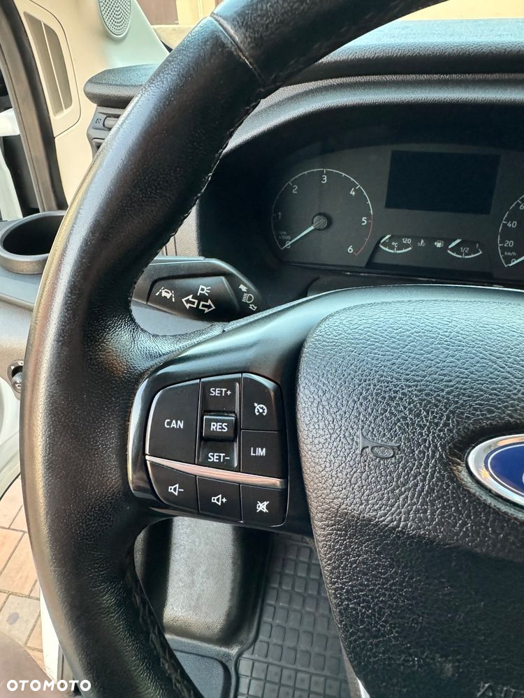 Ford Transit - 31