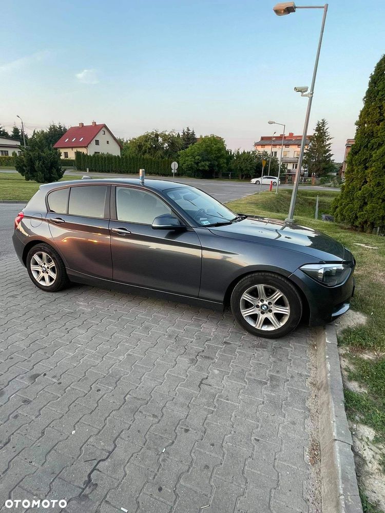 BMW Seria 1 116d - 10