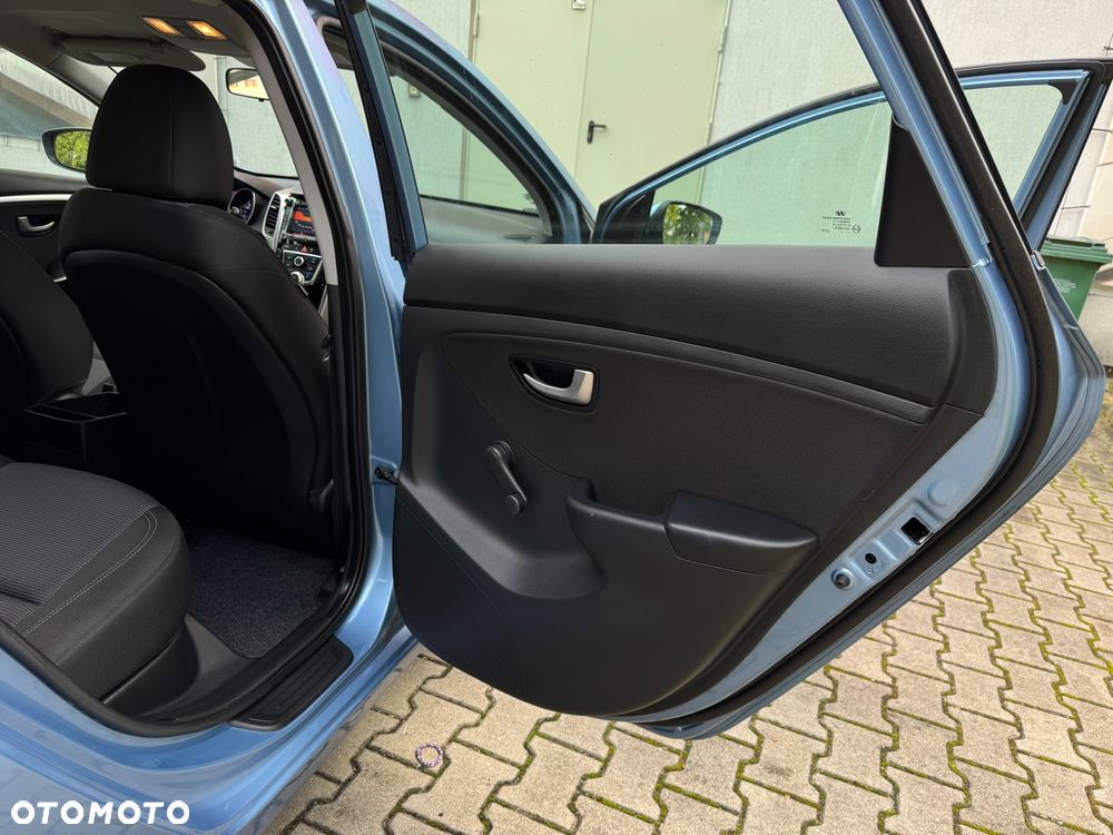 Hyundai i30 - 22