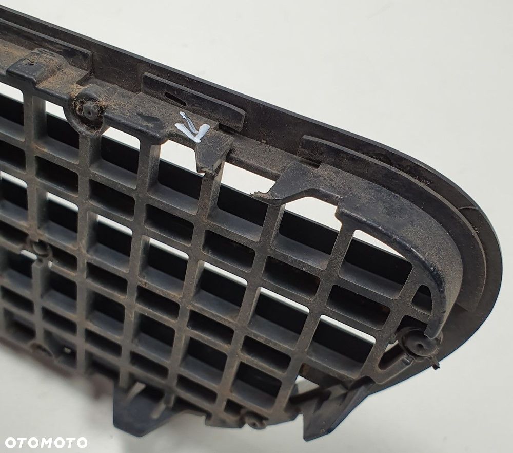 KRATKA WLOT ATRAPA MASKI BMW 7 E65 - 5