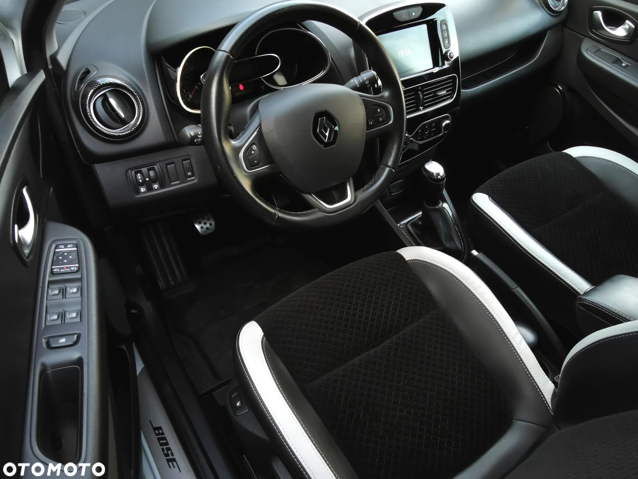 Renault Clio (Energy) TCe 90 Bose Edition - 27