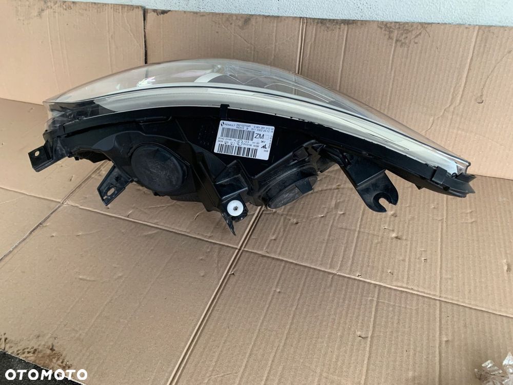 Lampa prawa przednia RENAULT CAPTUR I 1 - 7