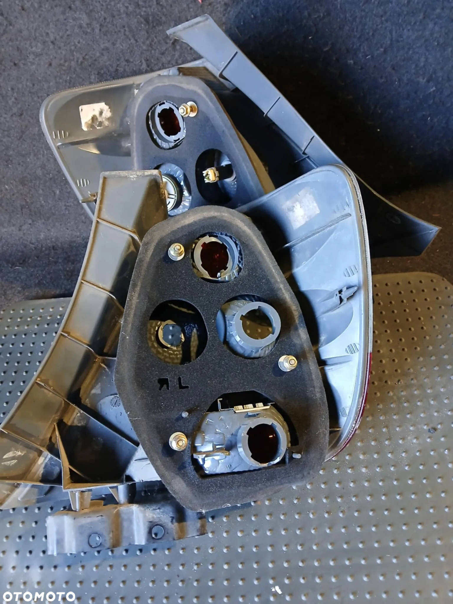 Honda Civic VII Lift  3D lampa tylna lewa, prawa - 4