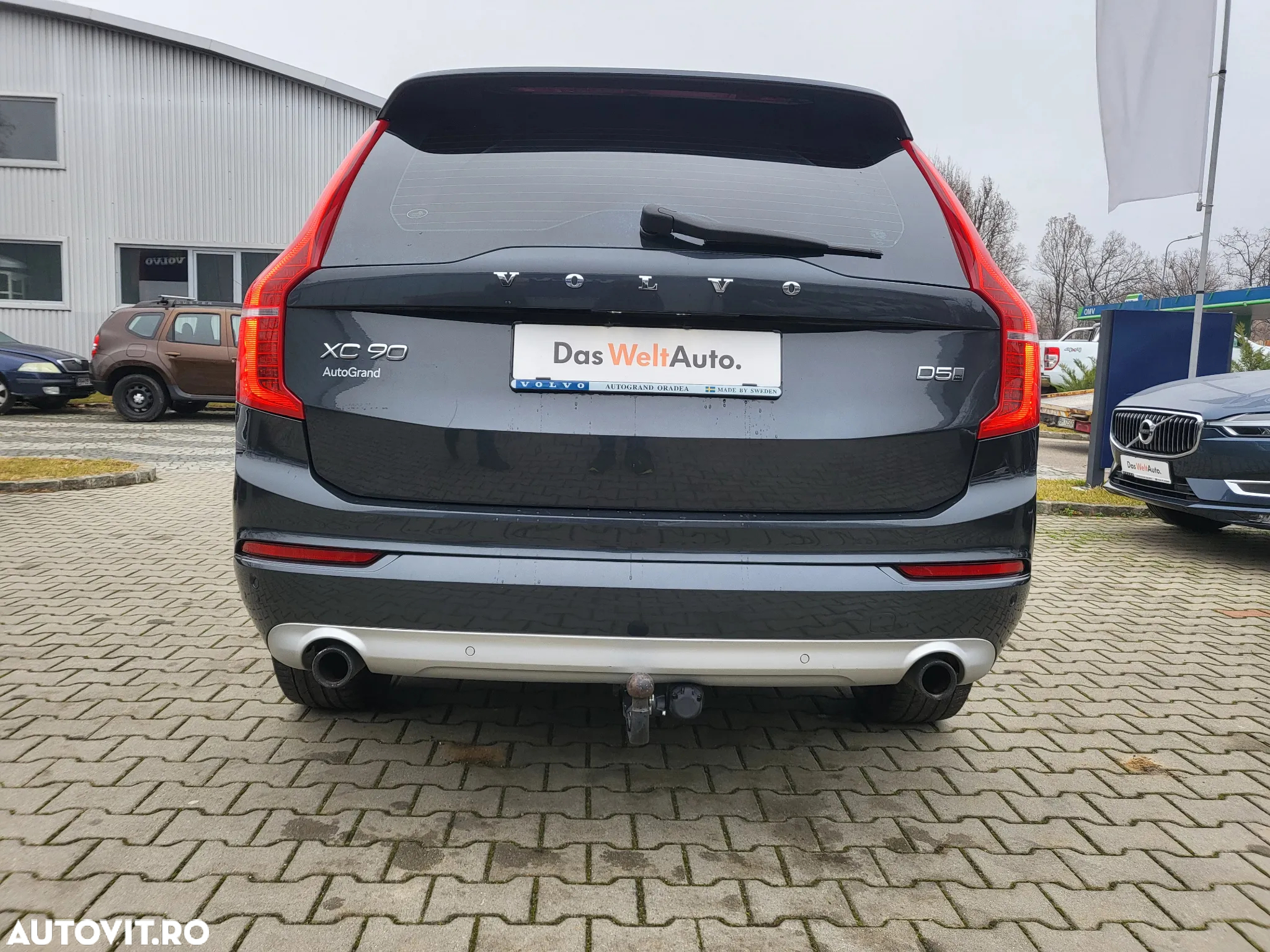 Volvo XC 90 D5 AWD Momentum - 10