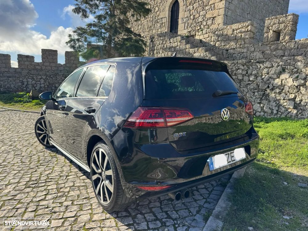 VW Golf 1.4 GTE Plug-in - 11