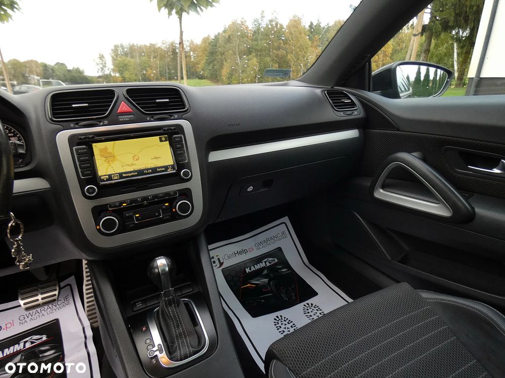 Volkswagen Scirocco 1.4 TSI R-Style DSG - 29