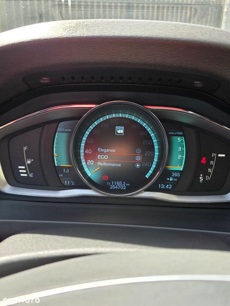 Volvo V60 - 23