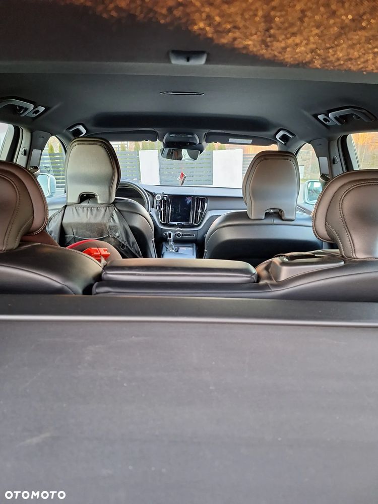 Volvo XC 60 D3 R-Design - 6