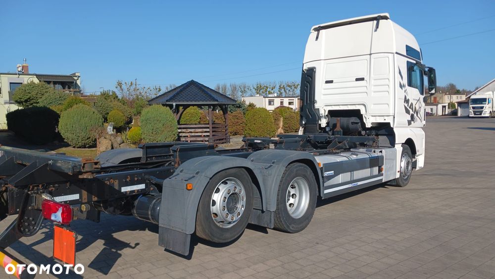 MAN 26460 - 3
