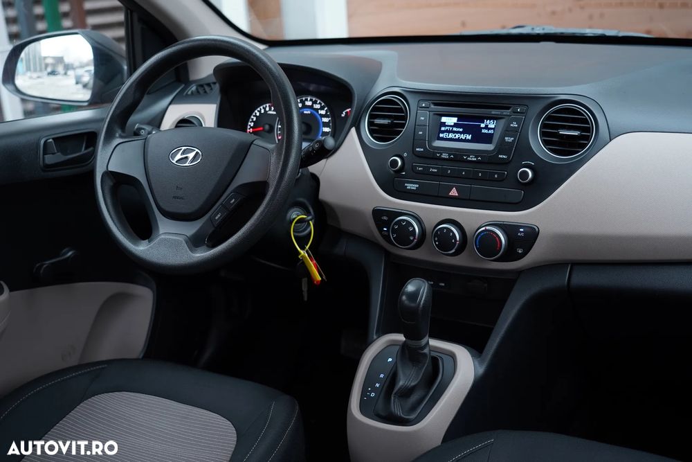 Hyundai i10 1.1 Automatik Classic - 11