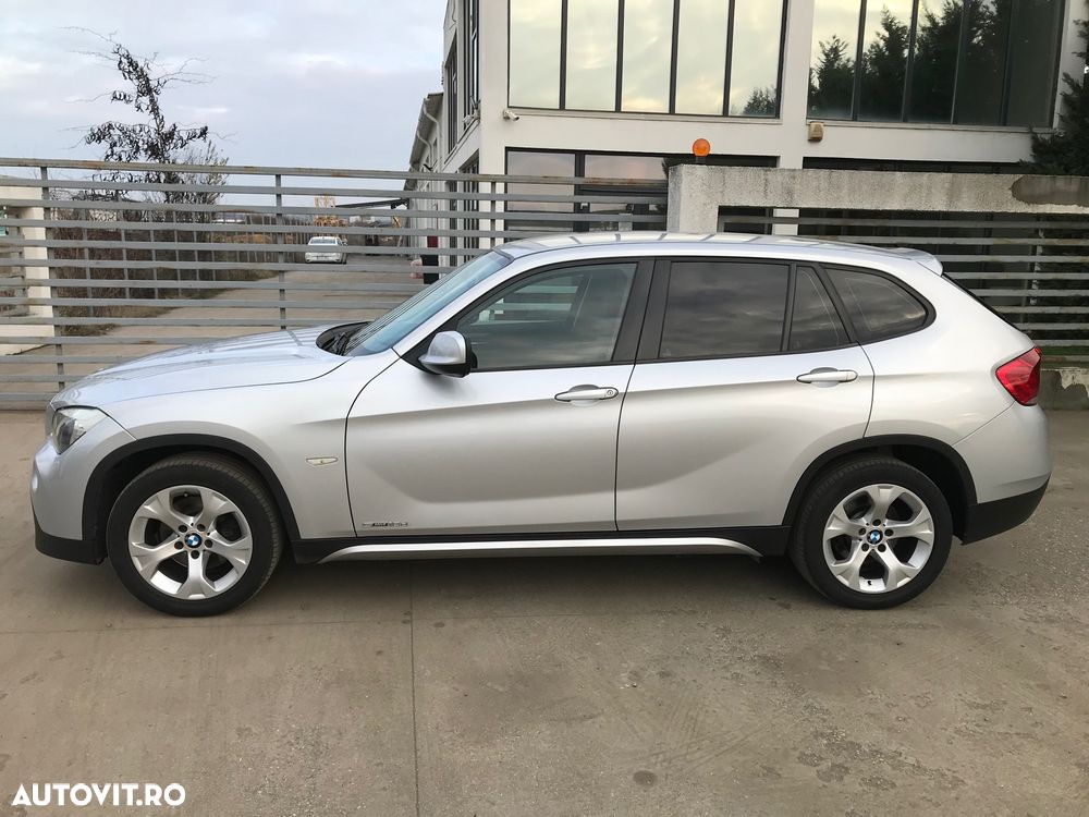 BMW X1 sDrive18d Sport Line - 11