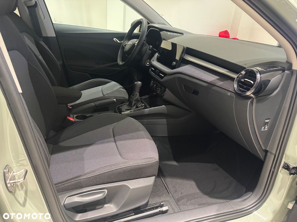 Skoda Fabia 1.0 TSI Drive - 8