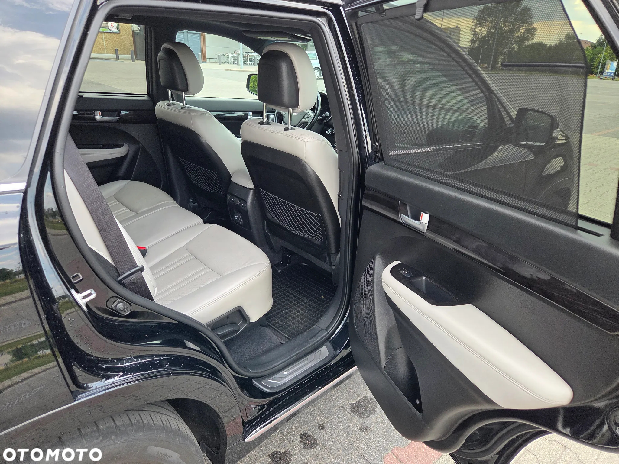 Kia Sorento - 10