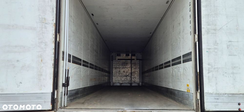 Schmitz Cargobull SKO 24 - 9