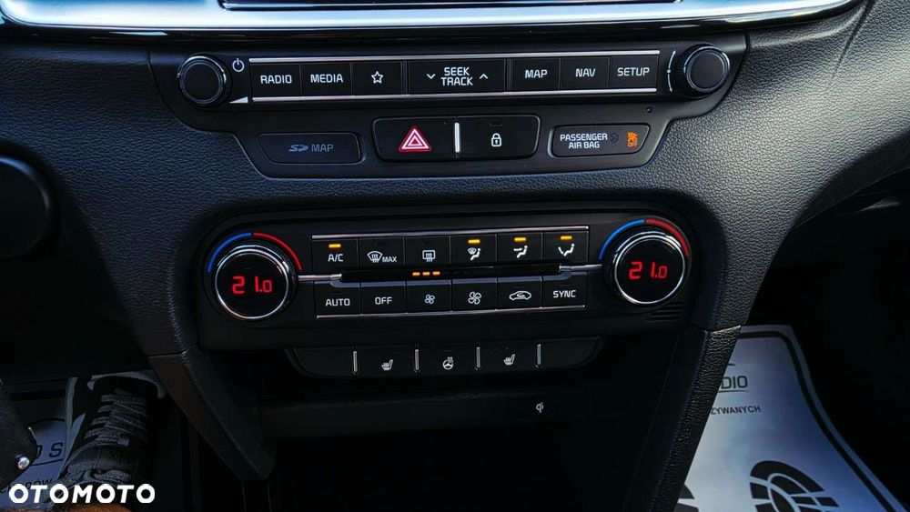 Kia Ceed - 16