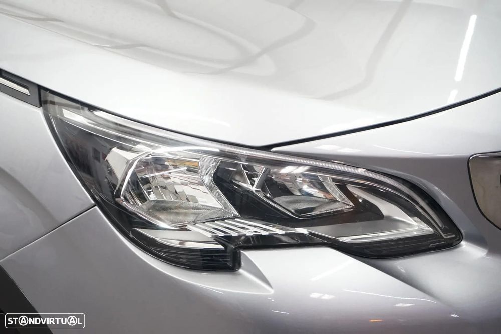 Peugeot 5008 1.5 BlueHDi Allure EAT8 - 9