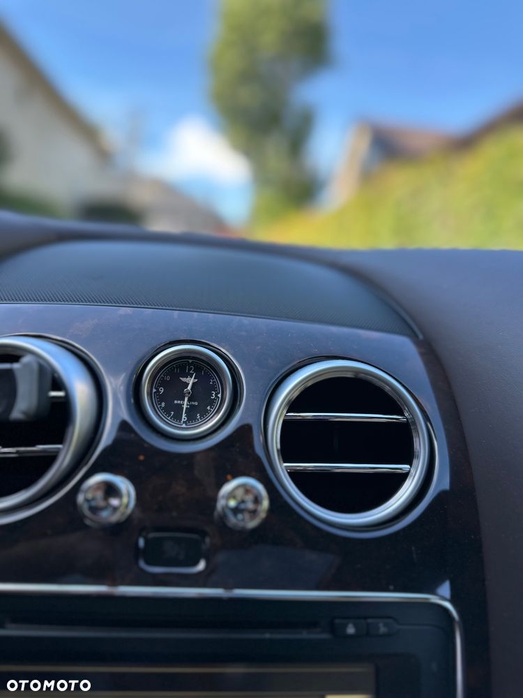 Bentley Flying Spur W12 - 5