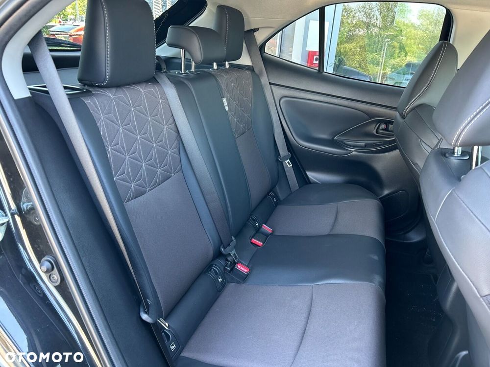 Toyota Yaris Cross - 25