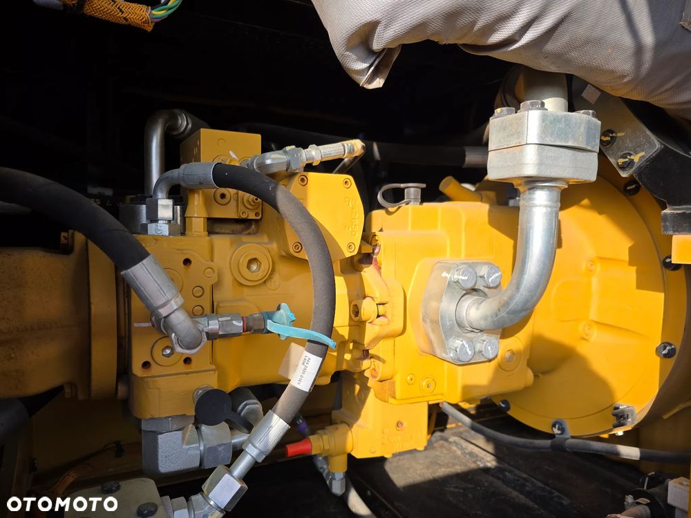 Caterpillar M320F, 2015 ROK, 6900 MTH, IMPORT NIEMCY - 13