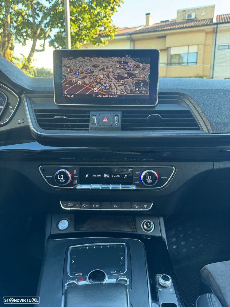 Audi Q5 40 TDI quattro S-line S-tronic - 8