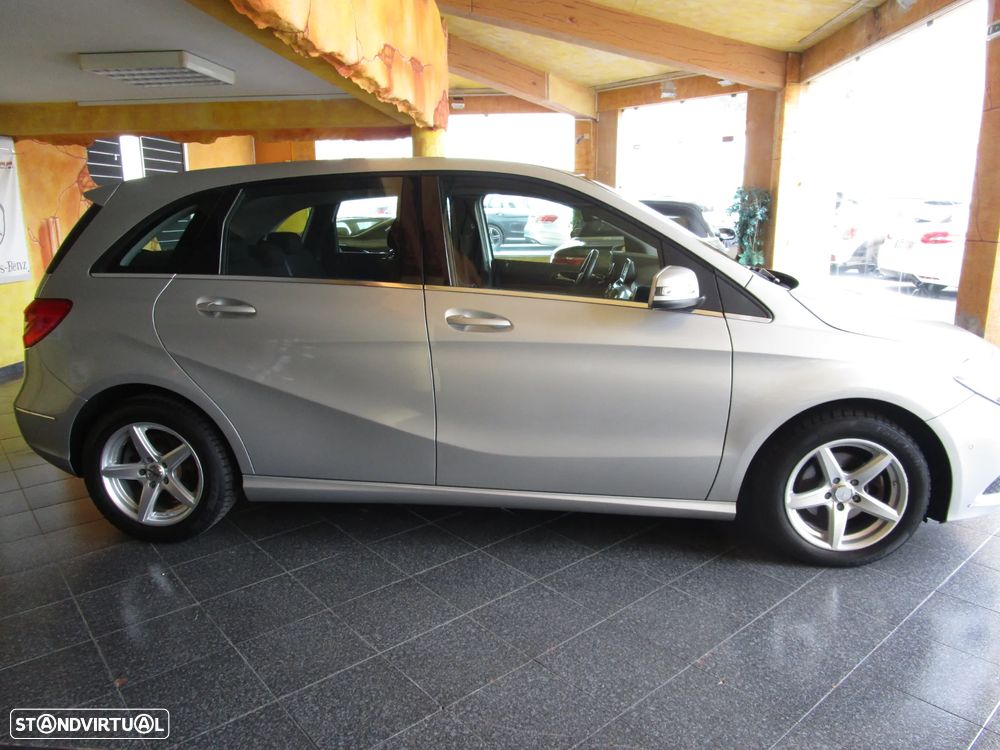 Mercedes-Benz B 180 d 7G-DCT Edition - 6