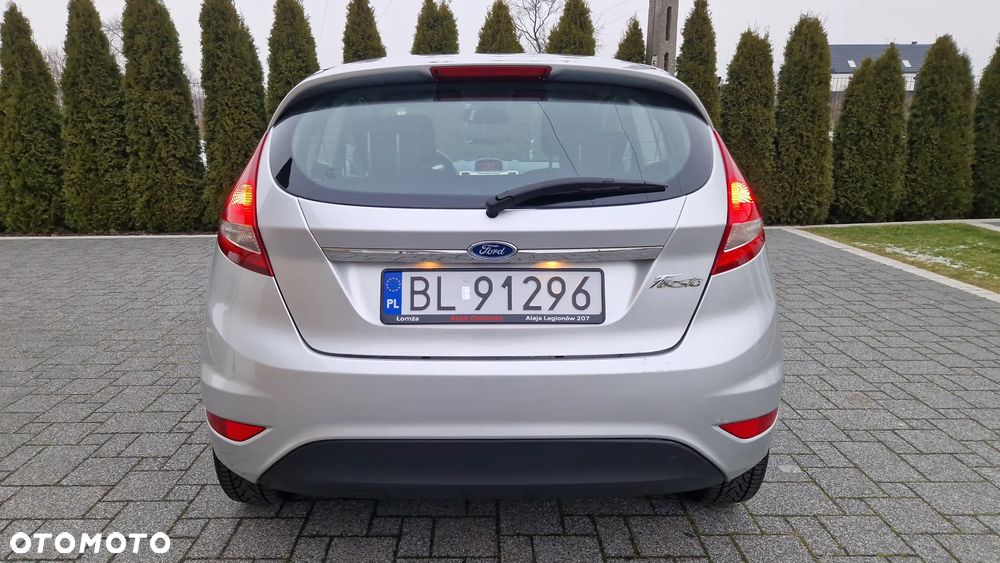 Ford Fiesta 1.25 Ghia - 6