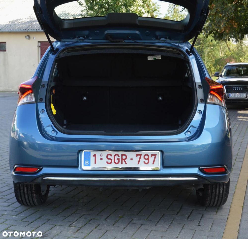 Toyota Auris - 8