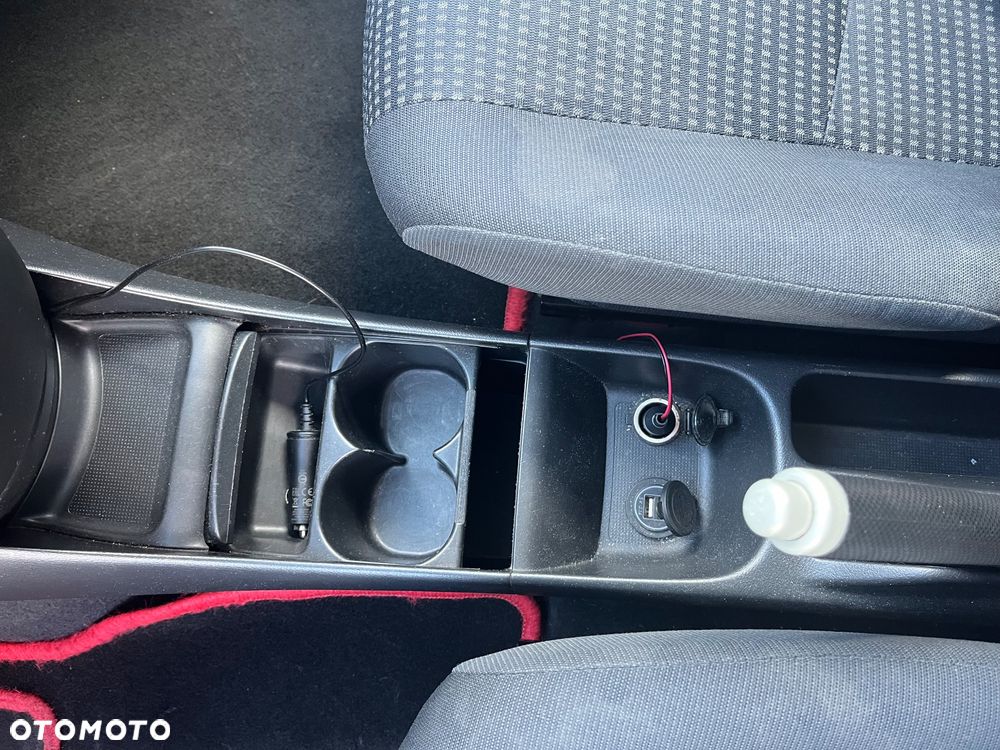 Honda Civic 1.6i ES - 22