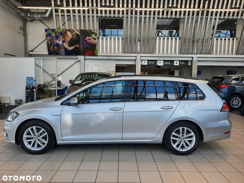 Volkswagen Golf 1.5 TSI BMT Evo Comfortline - 5