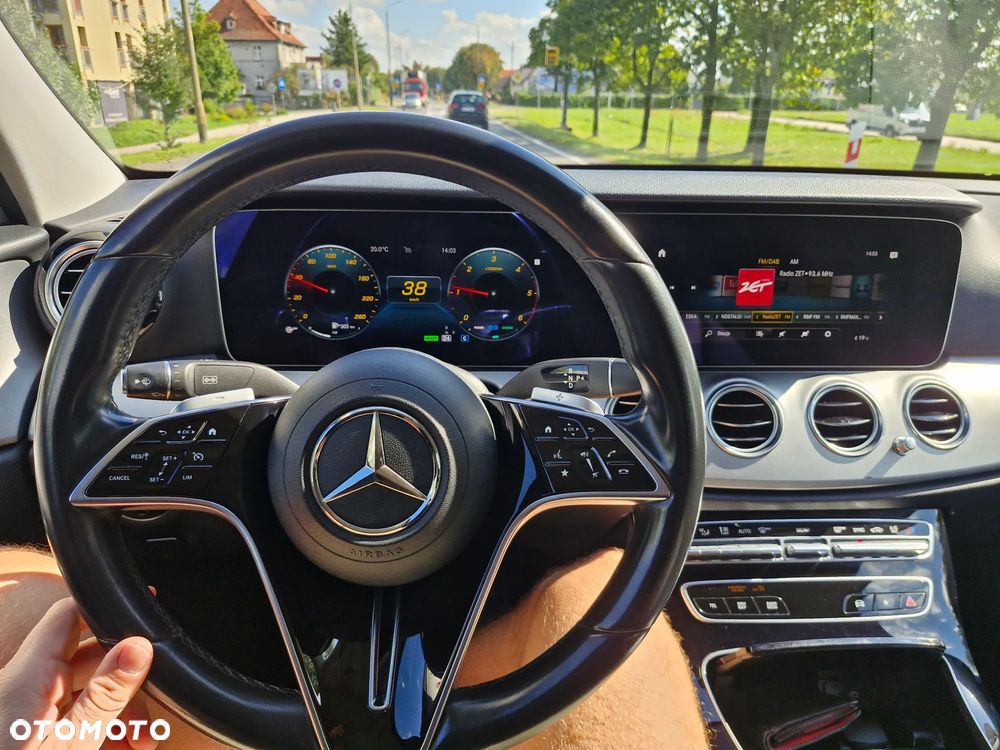 Mercedes-Benz Klasa E 220 d Avantgarde - 20