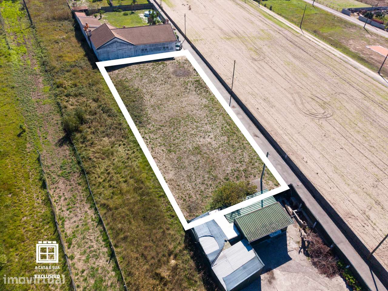 Terreno plano com 1120m2 com luz no Torrão do Lameiro – Ovar - Grande imagem: 5/22