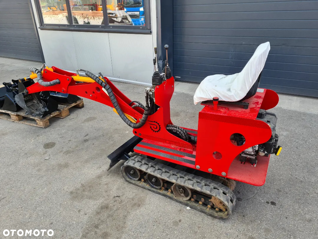 Bobcat Minikoparka Springer HONDA - 9