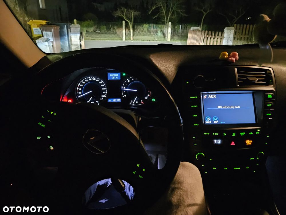 Lexus IS 220 D Prestige - 2