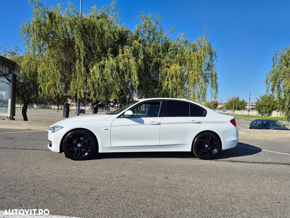 BMW Seria 3 320d DPF Edition Sport - 15