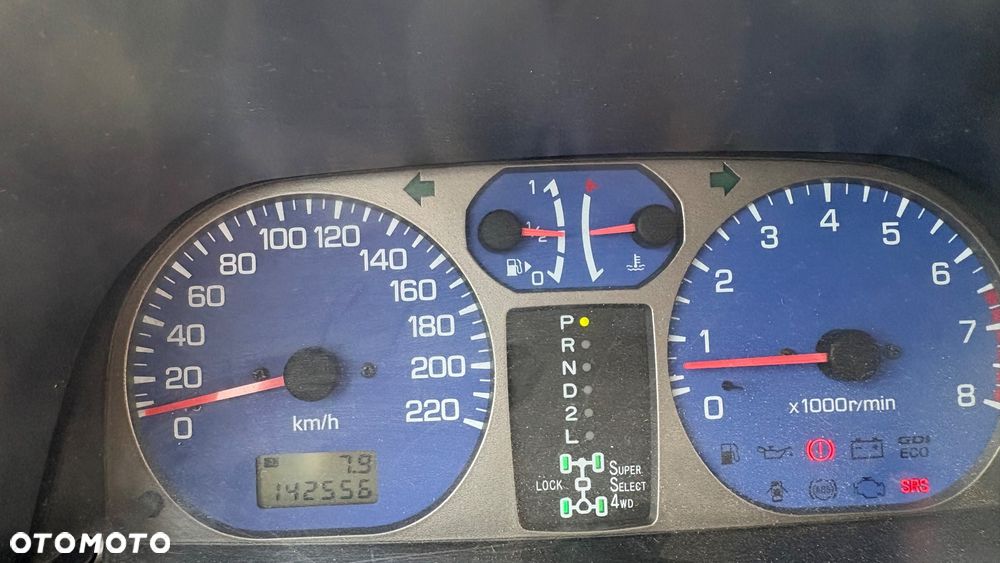 Mitsubishi Pajero Pinin - 13