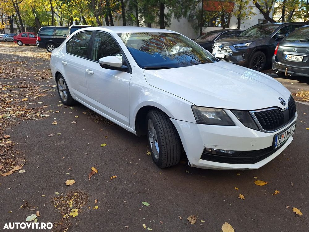 Skoda Octavia Combi Diesel 1.6 TDI Style - 9