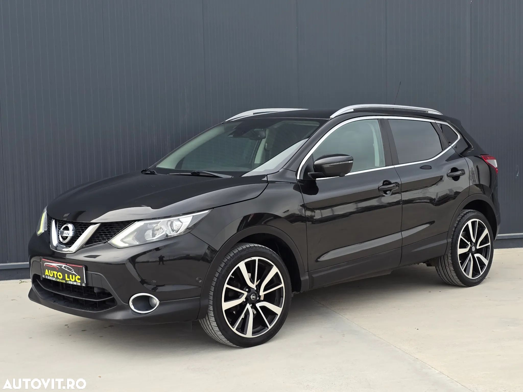 Nissan Qashqai 1.5 DCI TEKNA+ - 1