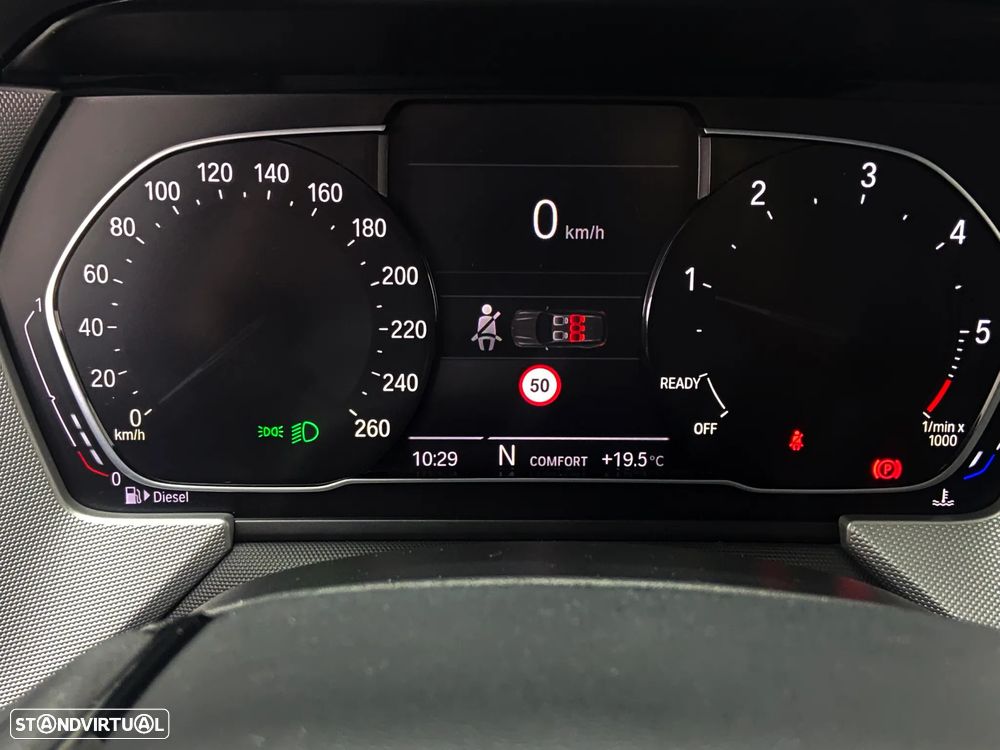 BMW 116 d Pack Essence - 15