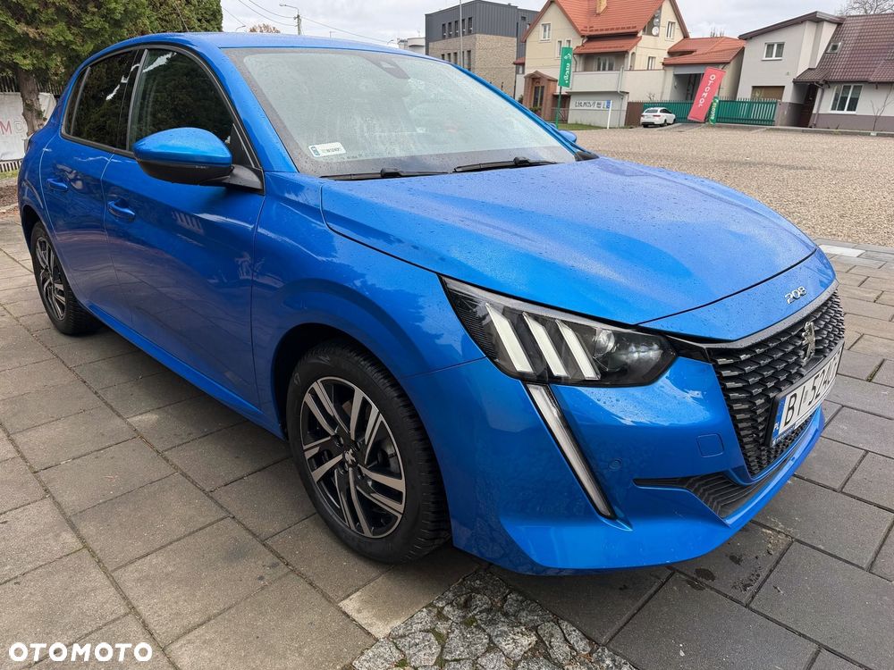 Peugeot 208 - 38