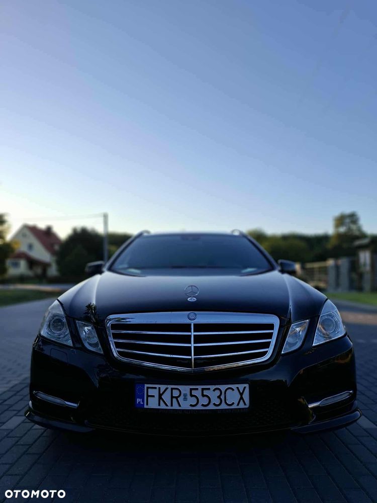 Mercedes-Benz Klasa E 300 CDI BlueEff - 3