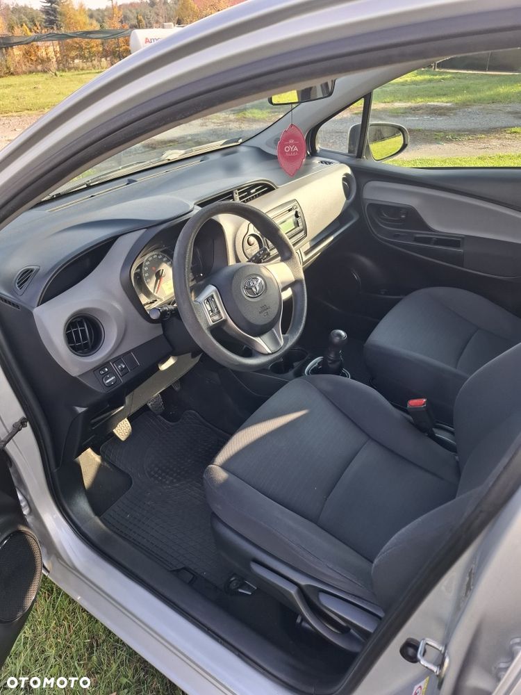 Toyota Yaris - 6