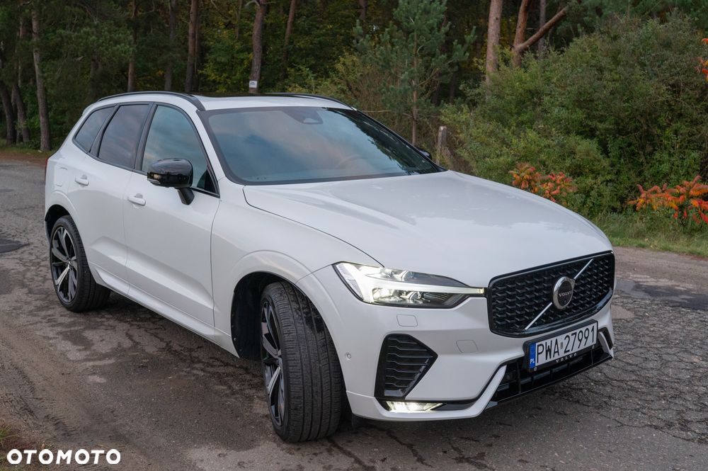 Volvo XC 60 B5 B AWD Ultimate Black Edition - 3