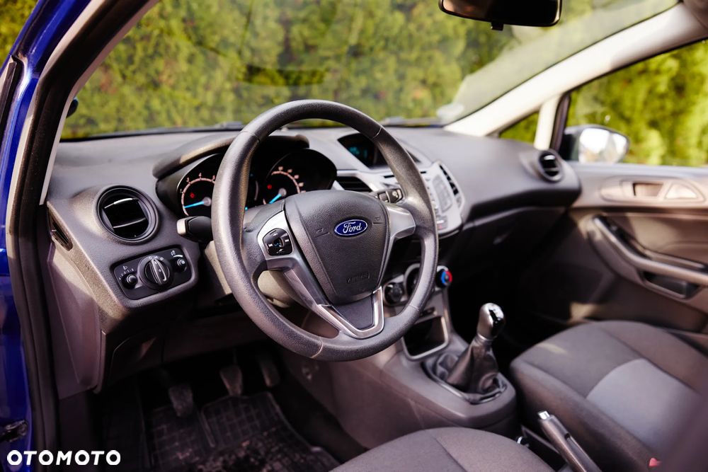 Ford Fiesta 1.25 Ambiente - 13