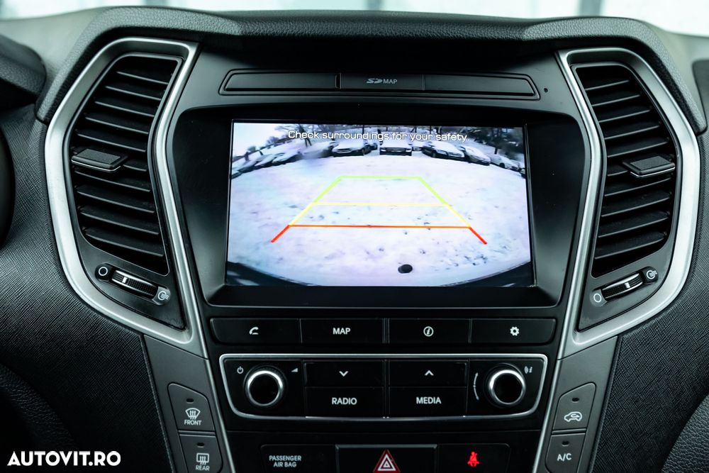 Hyundai Santa Fe 2.2 CRDi 4WD Automatik SEVEN Premium - 15