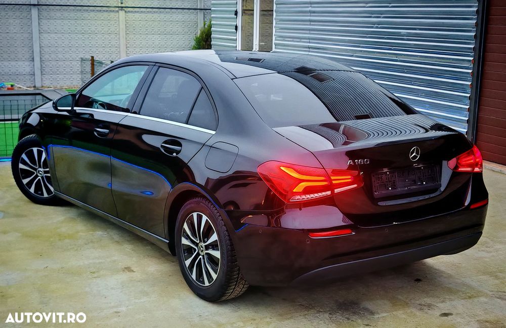 Mercedes-Benz A 180 7G-DCT Advanced Progressive - 4